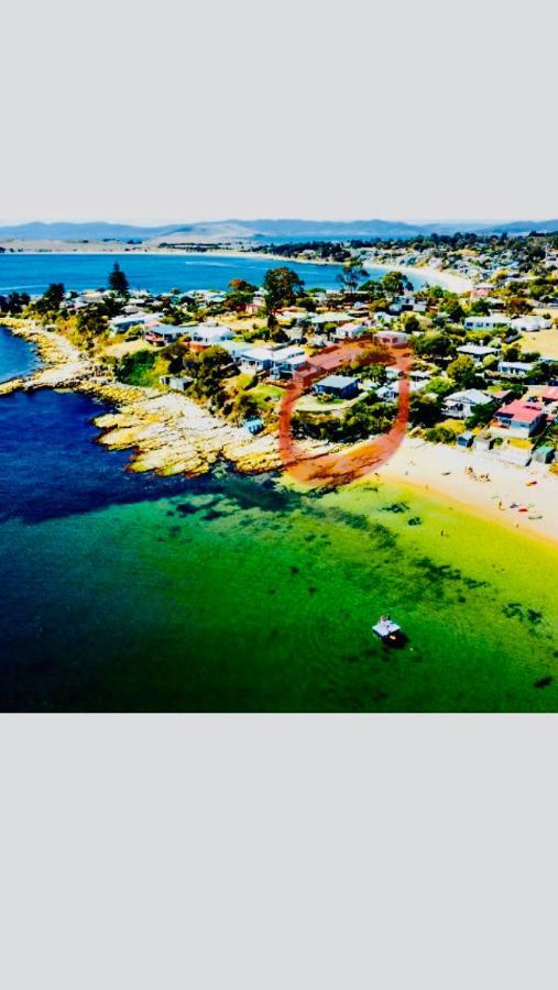 Beach Buoy Opossum Bay South Arm Ngoại thất bức ảnh